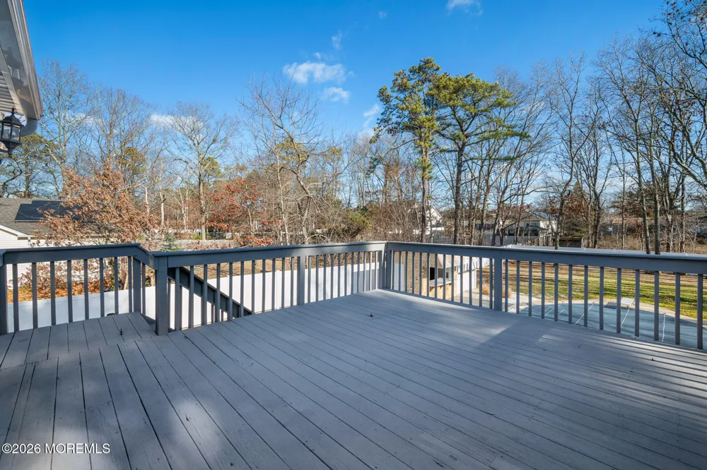 12 6th Street Barnegat, NJ 08005