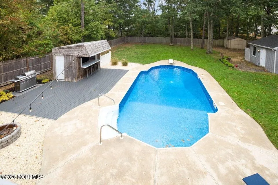 12 6th Street Barnegat, NJ 08005