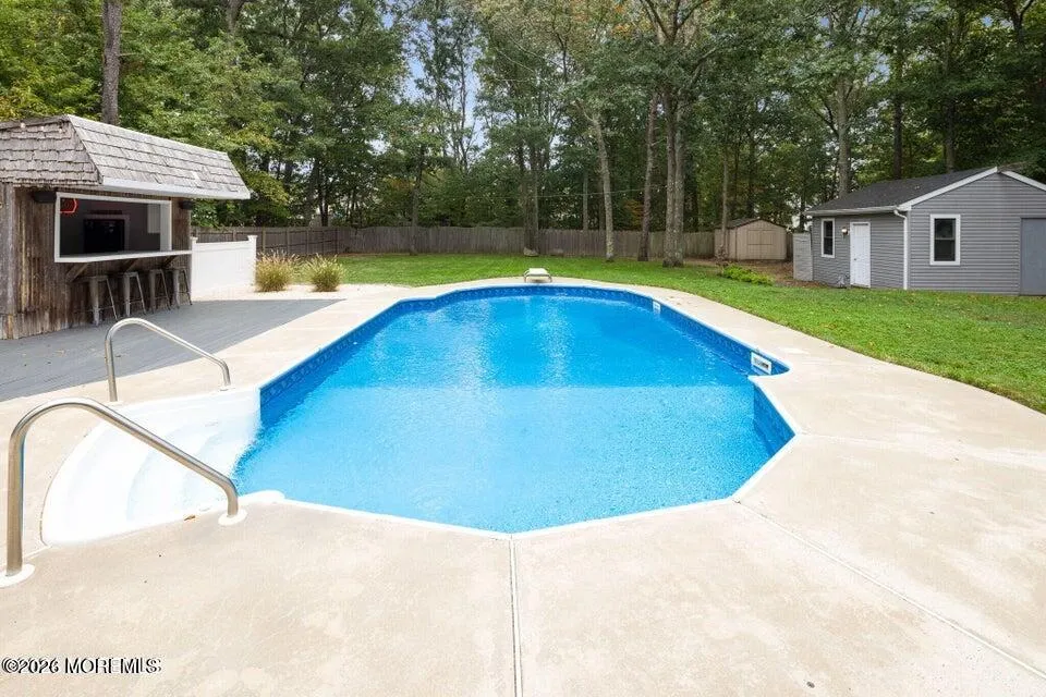 12 6th Street Barnegat, NJ 08005