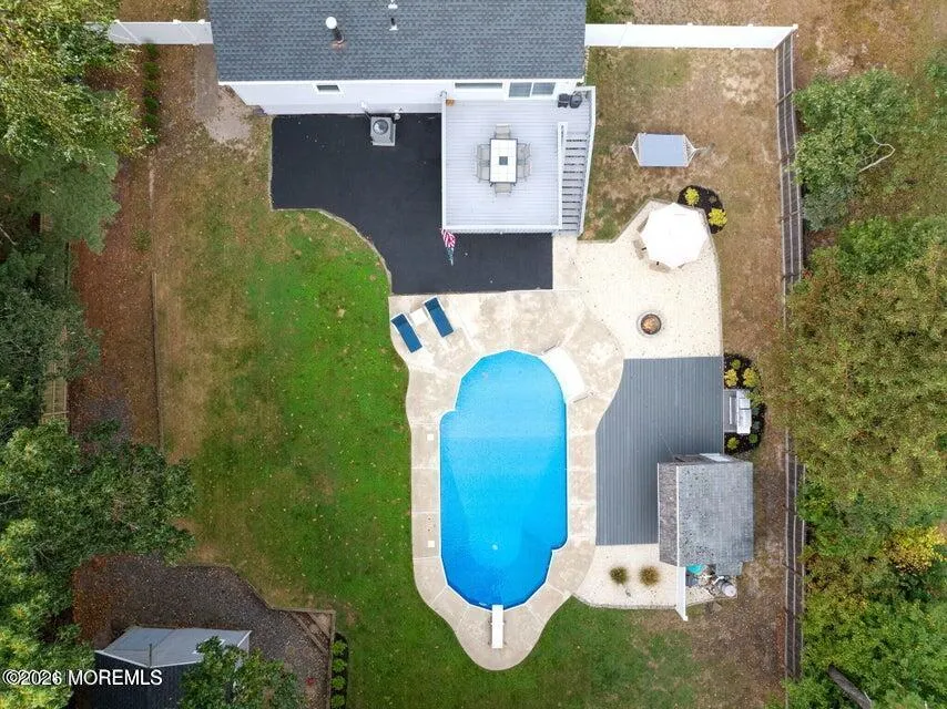 12 6th Street Barnegat, NJ 08005