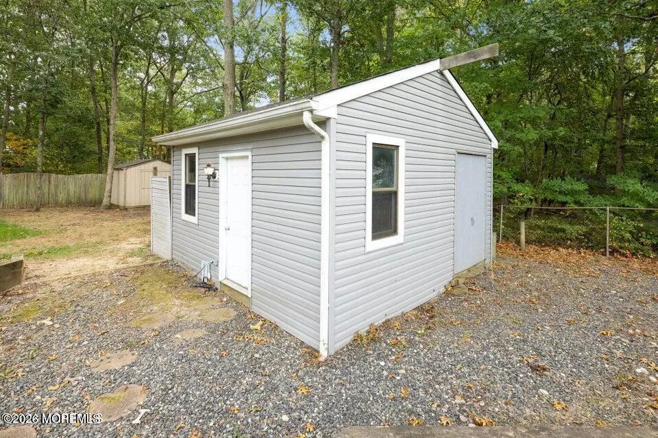 12 6th Street Barnegat, NJ 08005