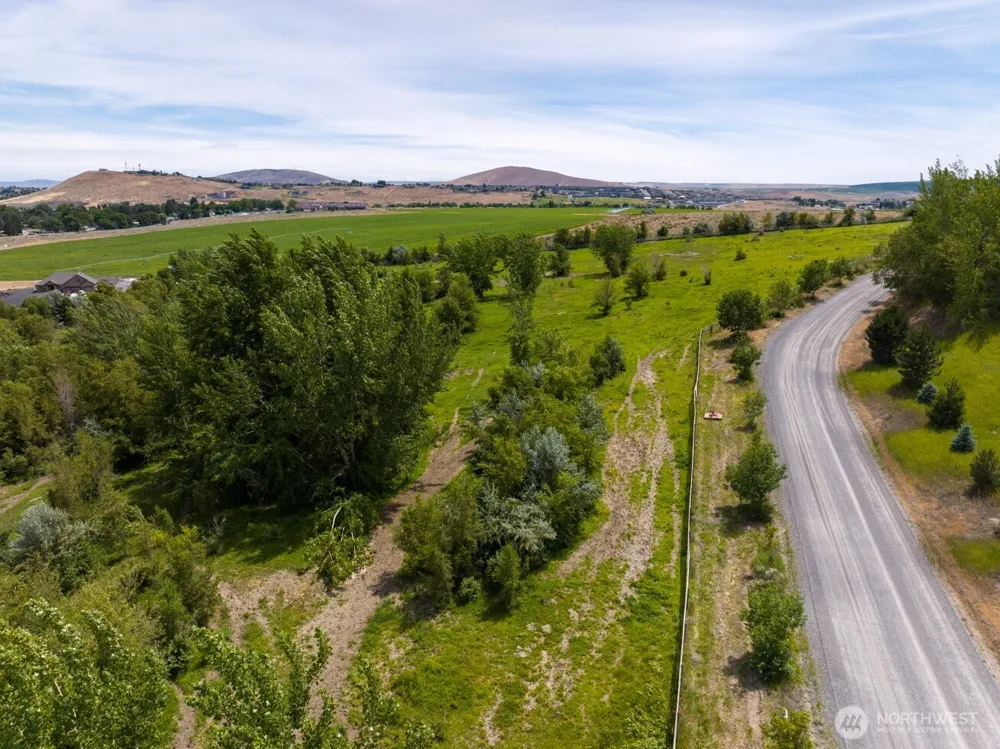 0 Sand Hill Dr West Richland, WA 99353