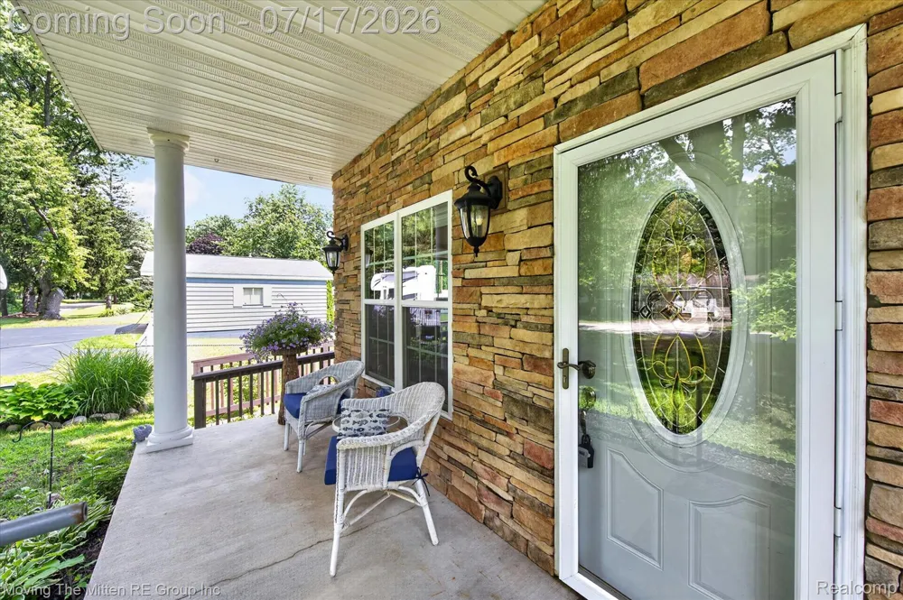 744 S Park Street Highland Charter Township, MI 48356