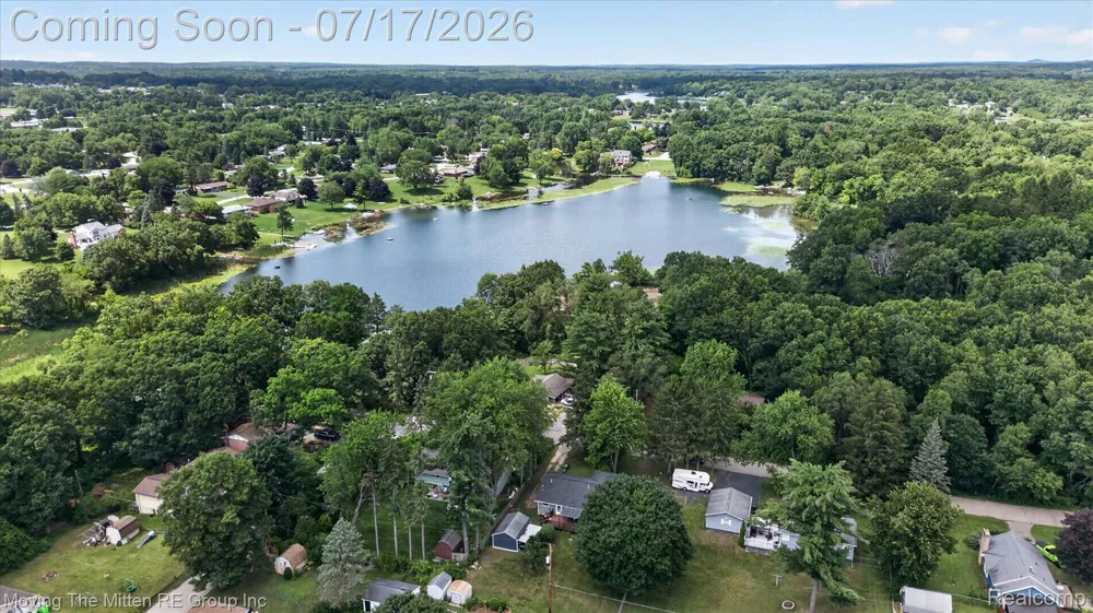 744 S Park Street Highland Charter Township, MI 48356
