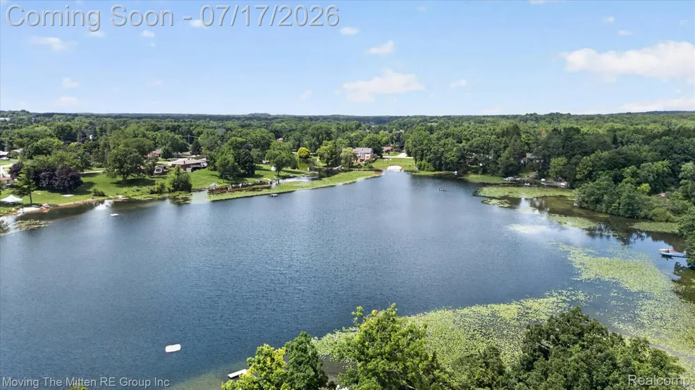 744 S Park Street Highland Charter Township, MI 48356