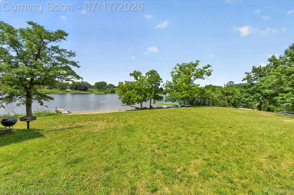 744 S Park Street Highland Charter Township, MI 48356