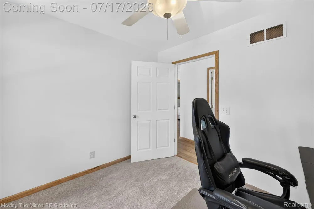 744 S Park Street Highland Charter Township, MI 48356