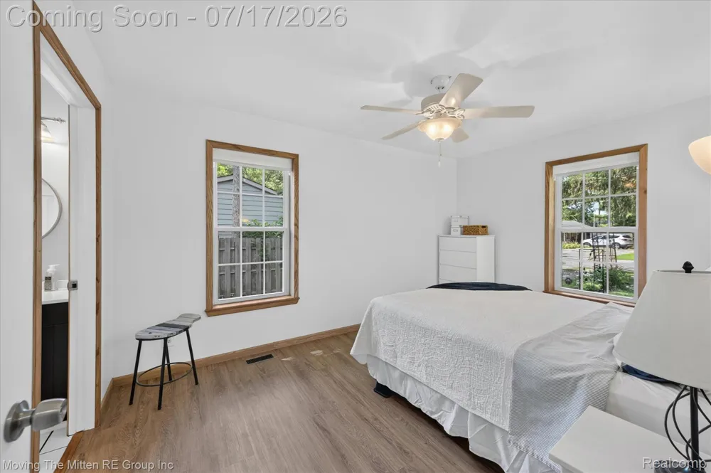 744 S Park Street Highland Charter Township, MI 48356