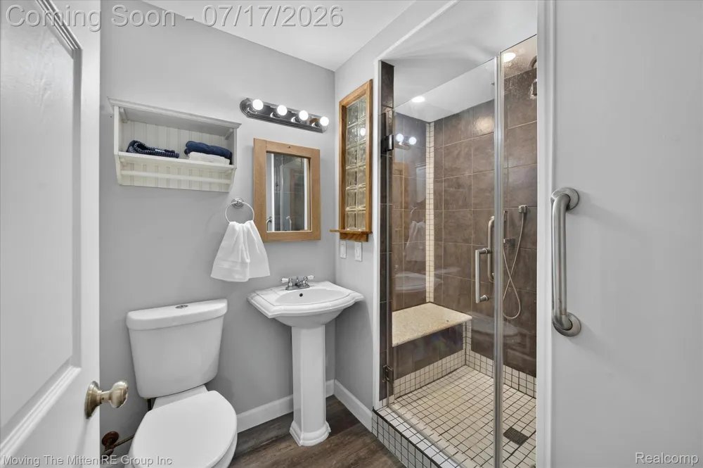 744 S Park Street Highland Charter Township, MI 48356