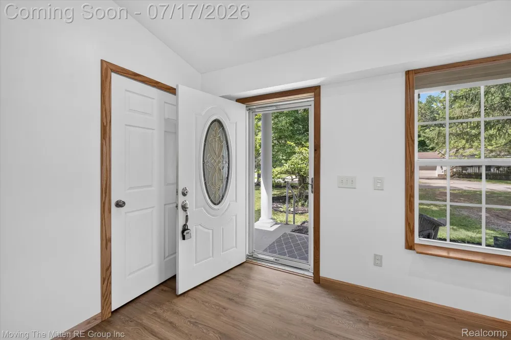744 S Park Street Highland Charter Township, MI 48356