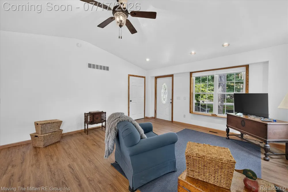 744 S Park Street Highland Charter Township, MI 48356