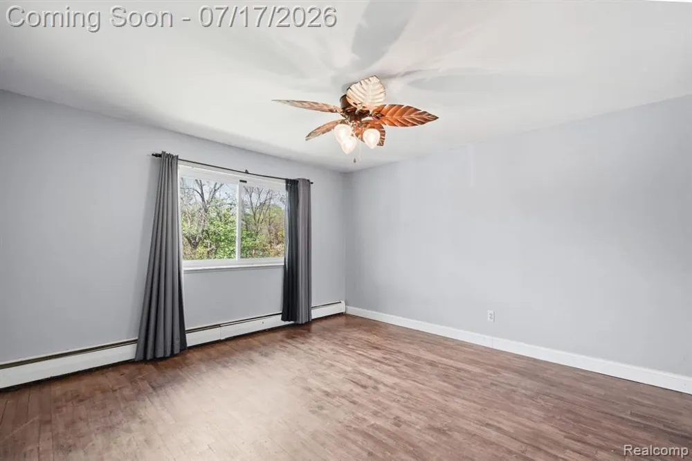 525 Fairbrook Street #207 Northville City, MI 48167