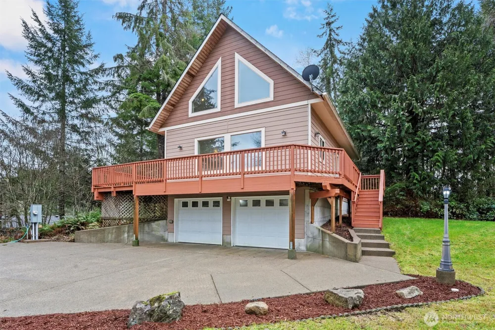 120 W Prairie Loop Road Elma, WA 98541