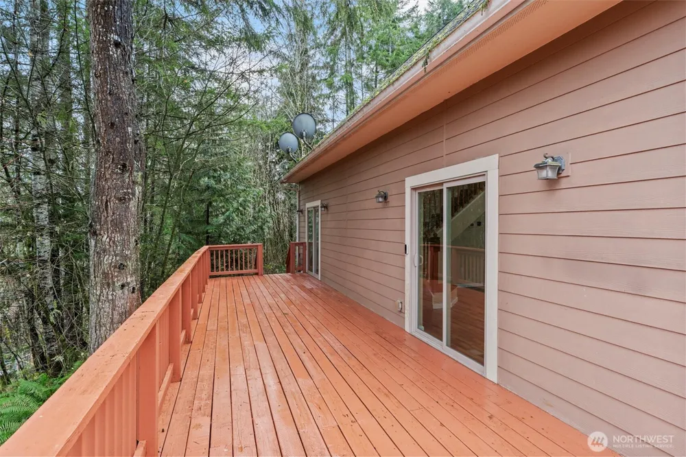 120 W Prairie Loop Road Elma, WA 98541