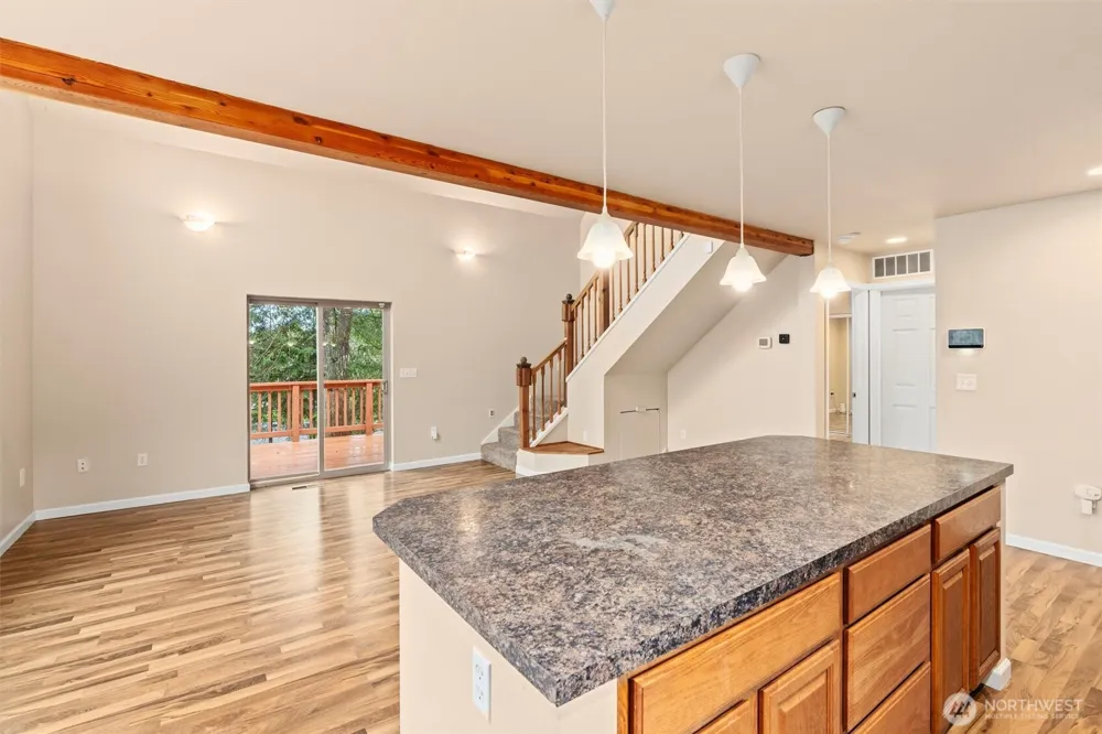 120 W Prairie Loop Road Elma, WA 98541