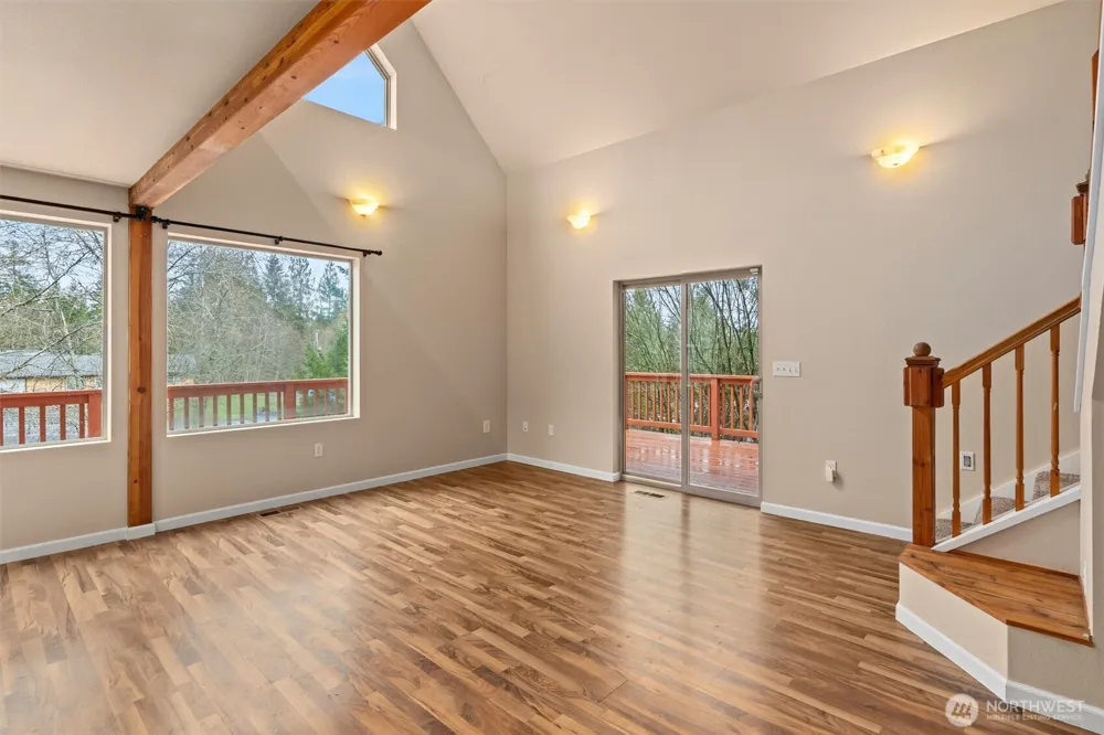120 W Prairie Loop Road Elma, WA 98541