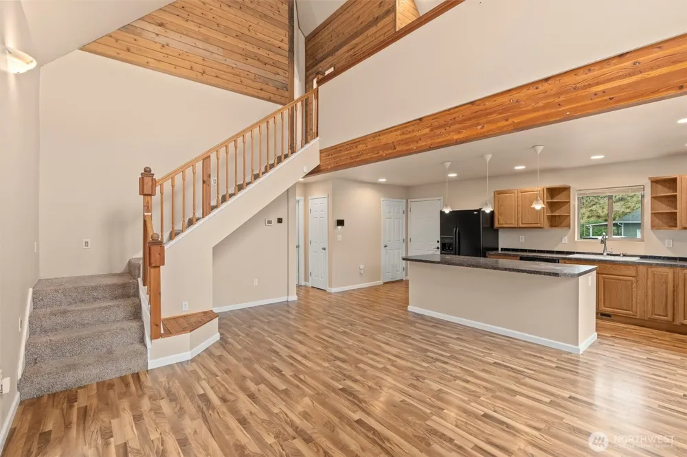 120 W Prairie Loop Road Elma, WA 98541