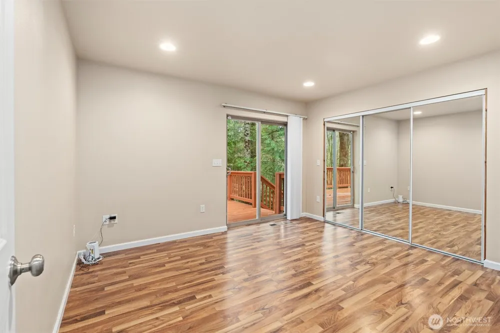 120 W Prairie Loop Road Elma, WA 98541