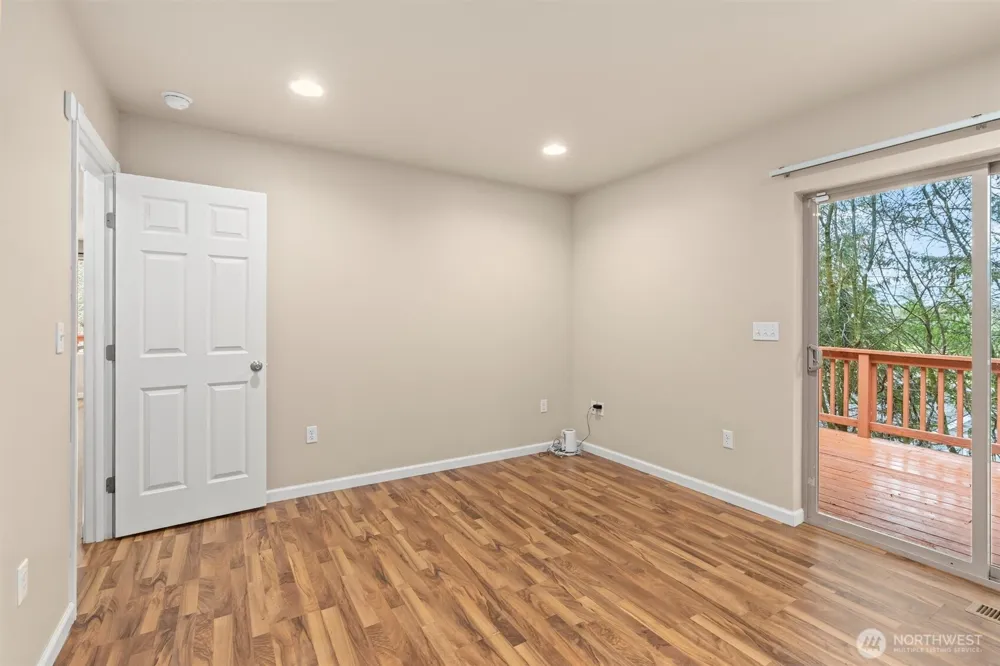 120 W Prairie Loop Road Elma, WA 98541