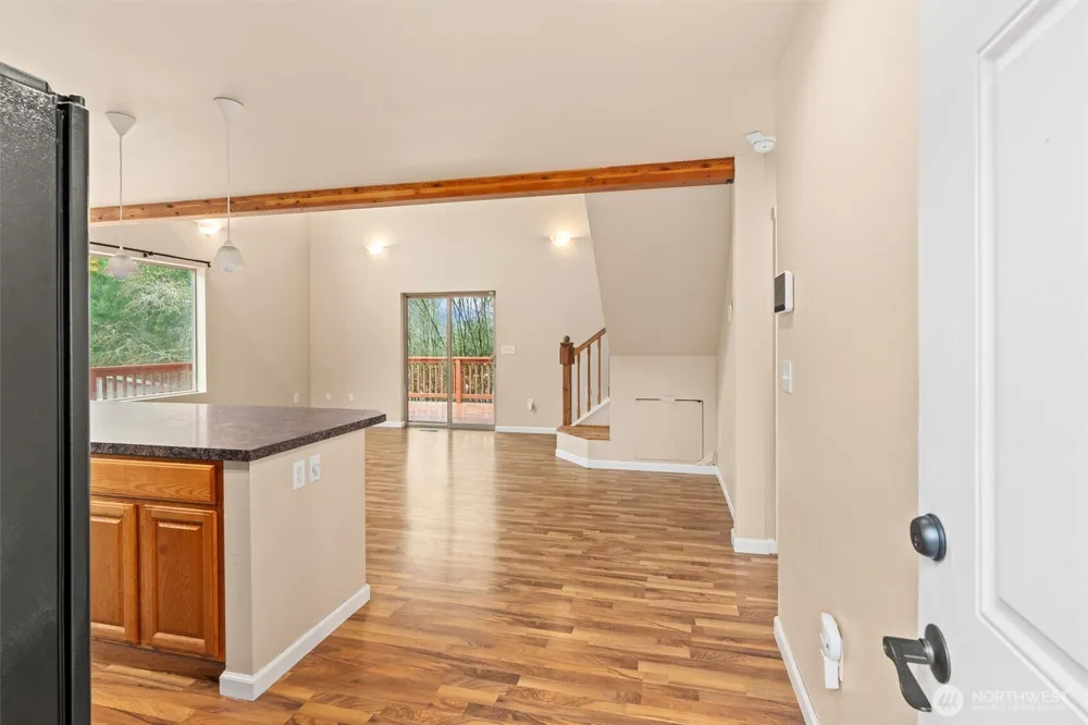 120 W Prairie Loop Road Elma, WA 98541