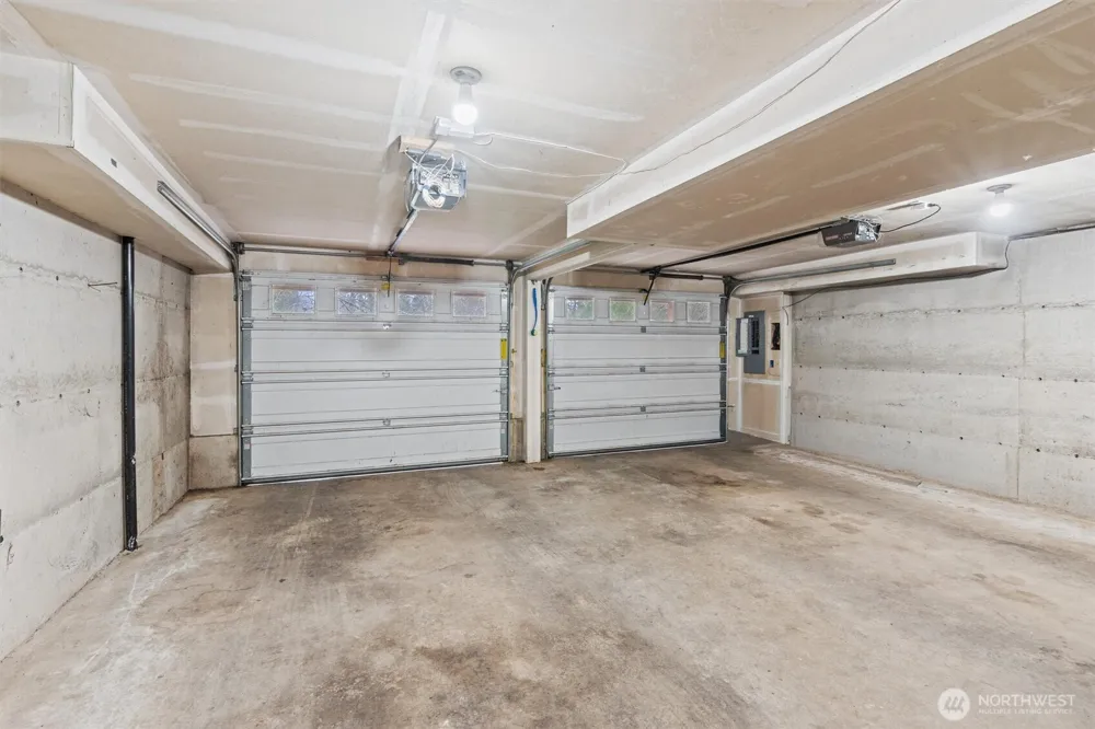 120 W Prairie Loop Road Elma, WA 98541
