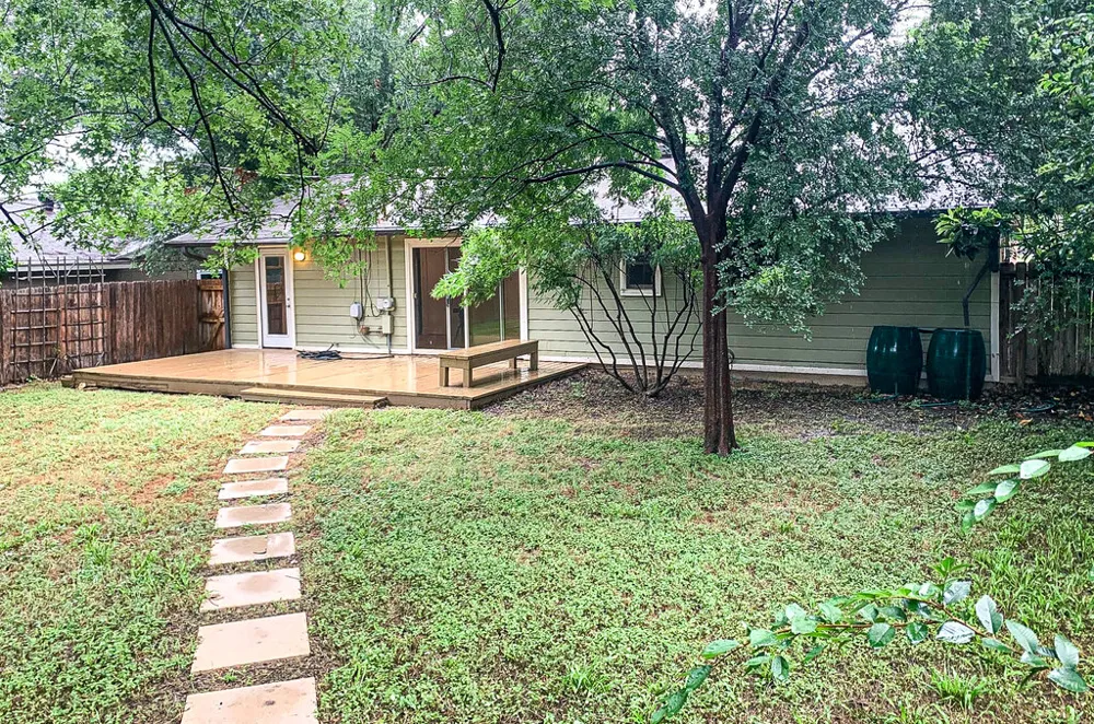 2704 Nottingham Lane Austin, TX 78704