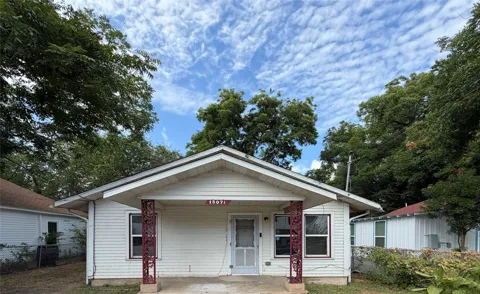 1507 Holly Street