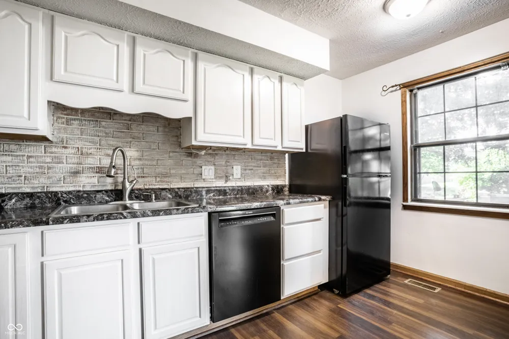 1509 Ashley Drive Lebanon, IN 46052