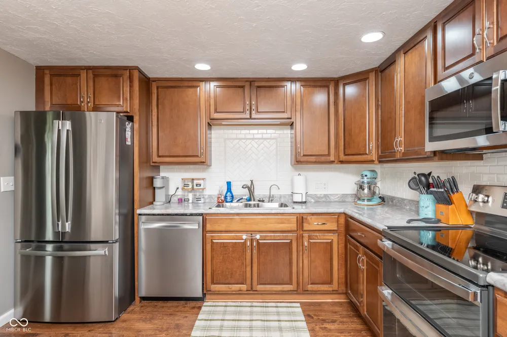 512 W Washington Street Alexandria, IN 46001