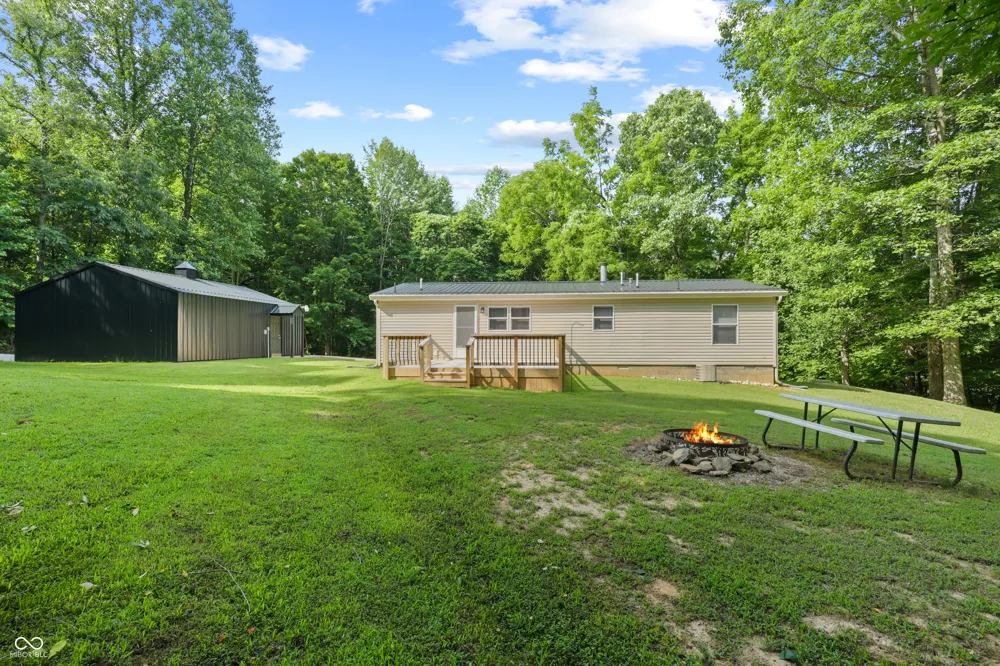0 E Washboard Road Bloomfield, IN 47424