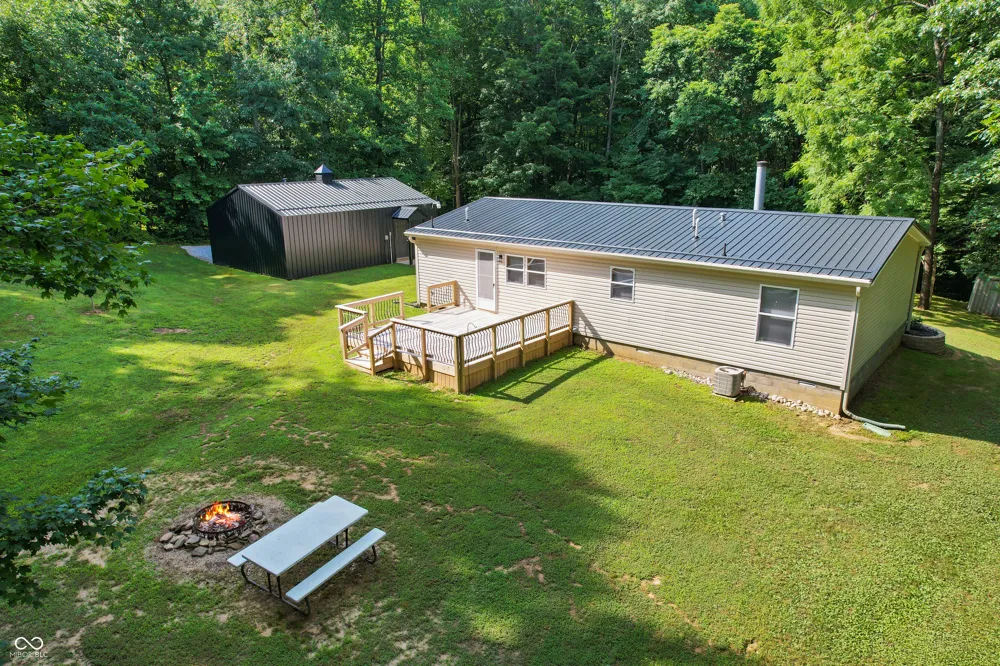 0 E Washboard Road Bloomfield, IN 47424