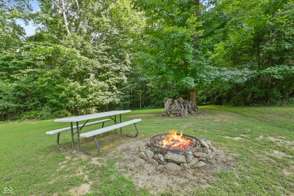 0 E Washboard Road Bloomfield, IN 47424