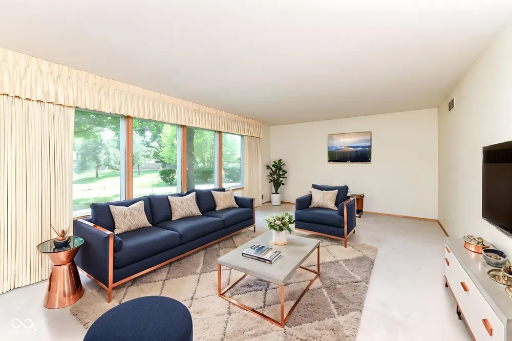 8836 Westminster Court Indianapolis, IN 46256