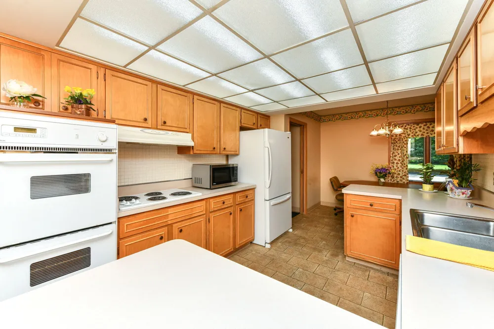 8836 Westminster Court Indianapolis, IN 46256