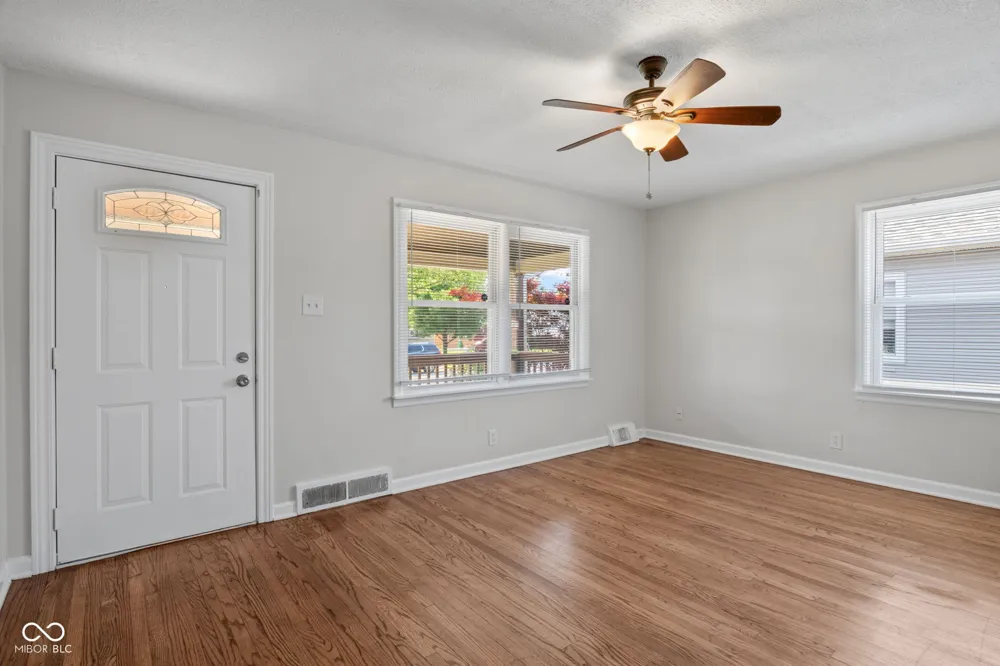229 16th Avenue Beech Grove, IN 46107