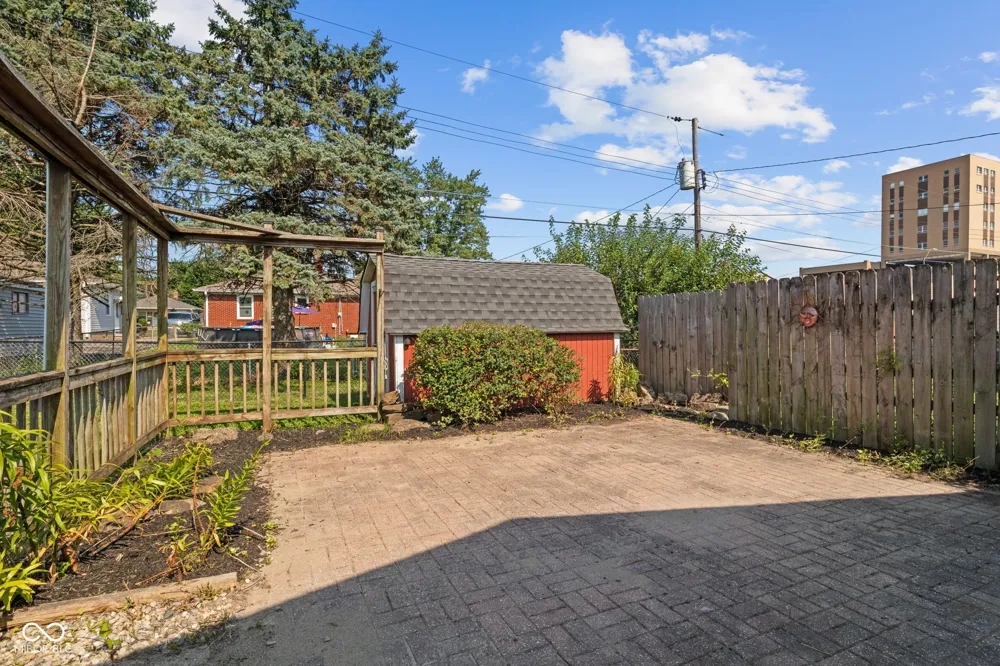 229 16th Avenue Beech Grove, IN 46107