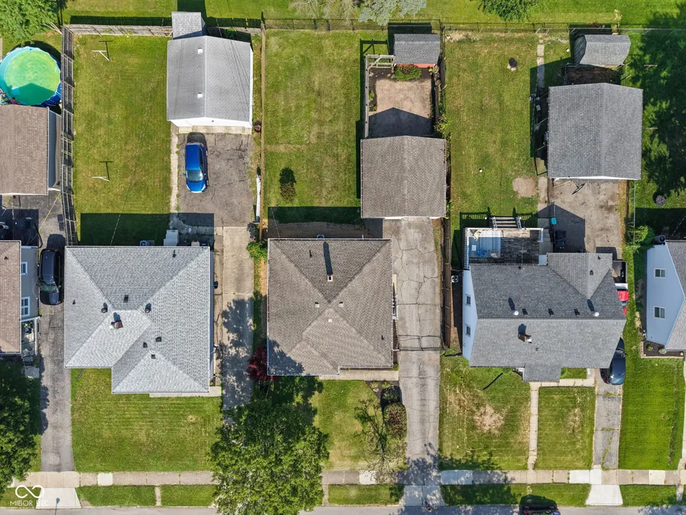 229 16th Avenue Beech Grove, IN 46107