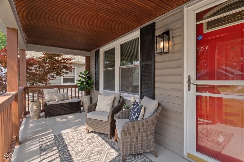 229 16th Avenue Beech Grove, IN 46107