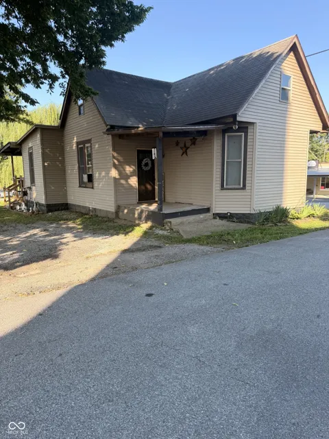 102 Railroad Street