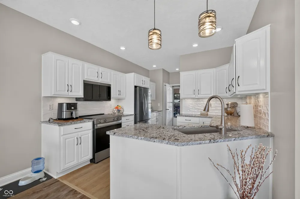 125 Cardinal Lane Alexandria, IN 46001