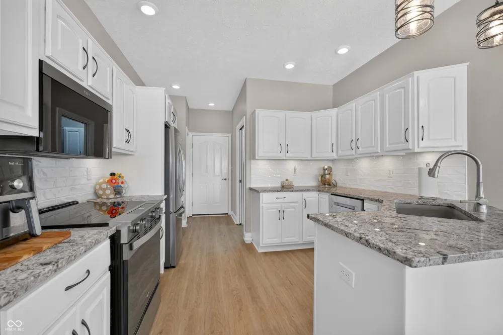 125 Cardinal Lane Alexandria, IN 46001