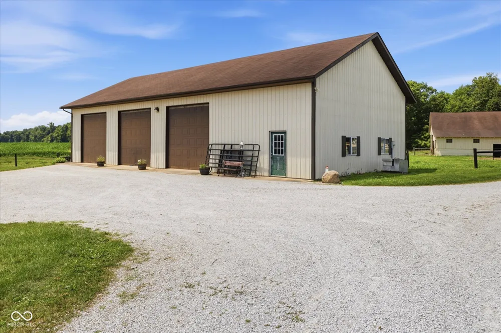 8174 Kivett Road Monrovia, IN 46157