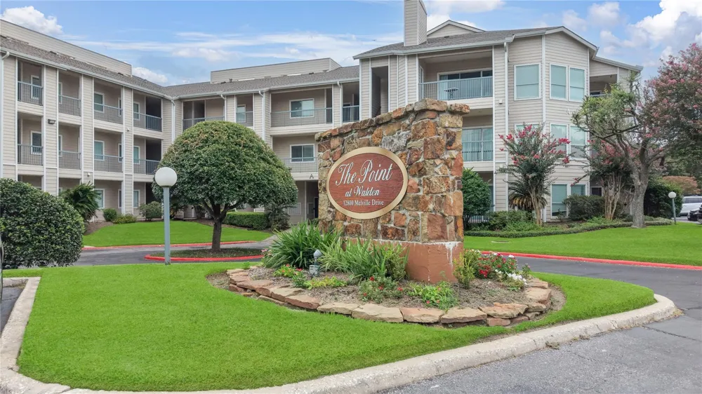 12800 Melville Drive #A207 Montgomery, TX 77356