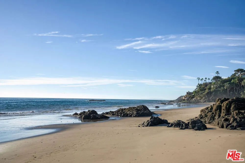33398 Pacific Coast Highway Malibu, CA 90265