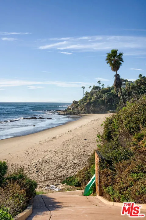 33398 Pacific Coast Highway Malibu, CA 90265