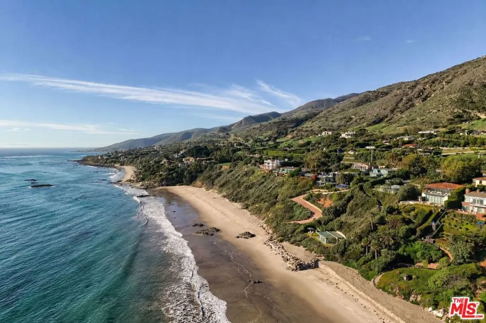 33398 Pacific Coast Highway Malibu, CA 90265