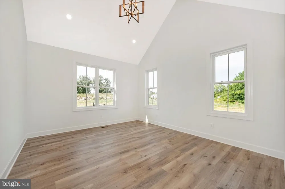 17023 RAVEN ROCK ROAD Sabillasville, MD 21780