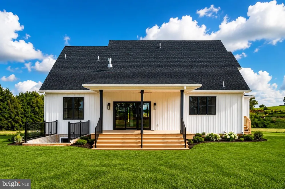17023 RAVEN ROCK ROAD Sabillasville, MD 21780