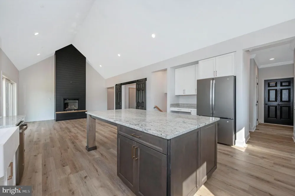 17023 RAVEN ROCK ROAD Sabillasville, MD 21780