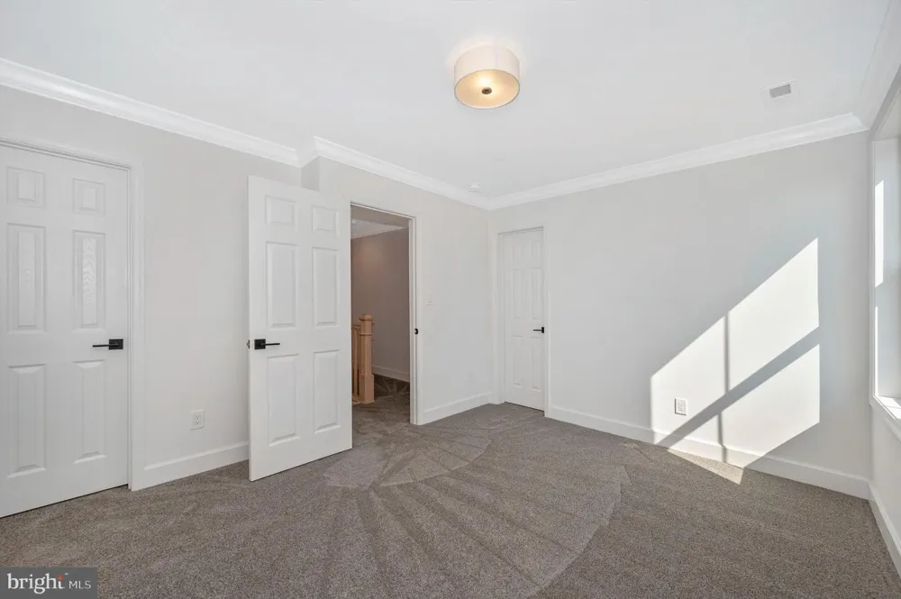 17023 RAVEN ROCK ROAD Sabillasville, MD 21780